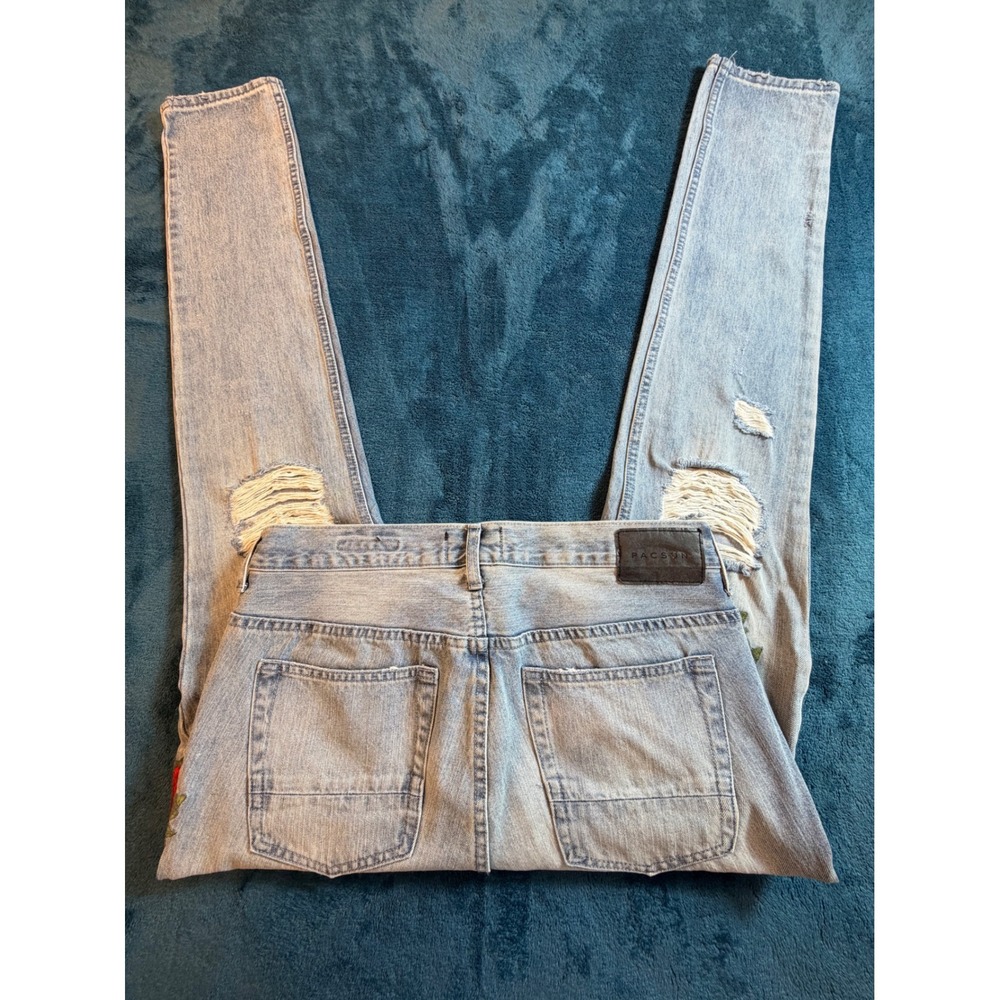 BoohooMAN Mens Distressed Light Wash Ankle Zip Side Stripe Ripped Jeans Blue 34